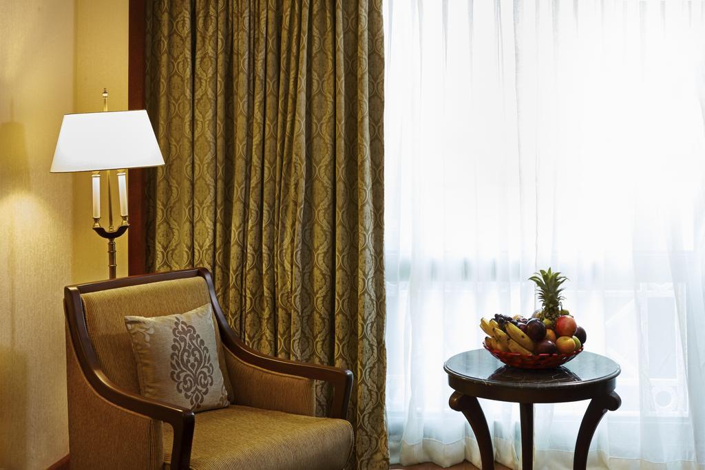 Hablis Chennai Hotel Bagian luar foto